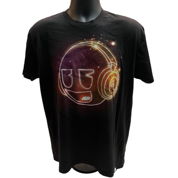 Emazing Lights x iHeartRaves T-Shirt - Space Headphones Graphic Tee - Size Large - Picture 1 of 9